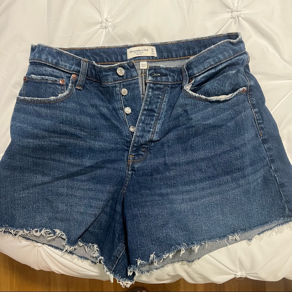 Abercrombie Curve Love Dad High Rise Jean Short